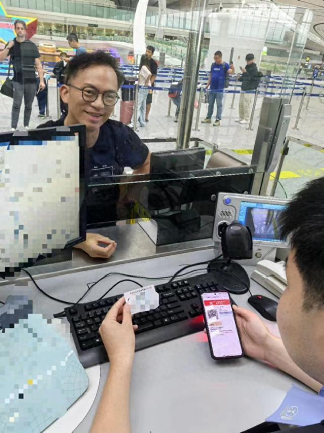 图片 1.jpg 图片 1.jpg